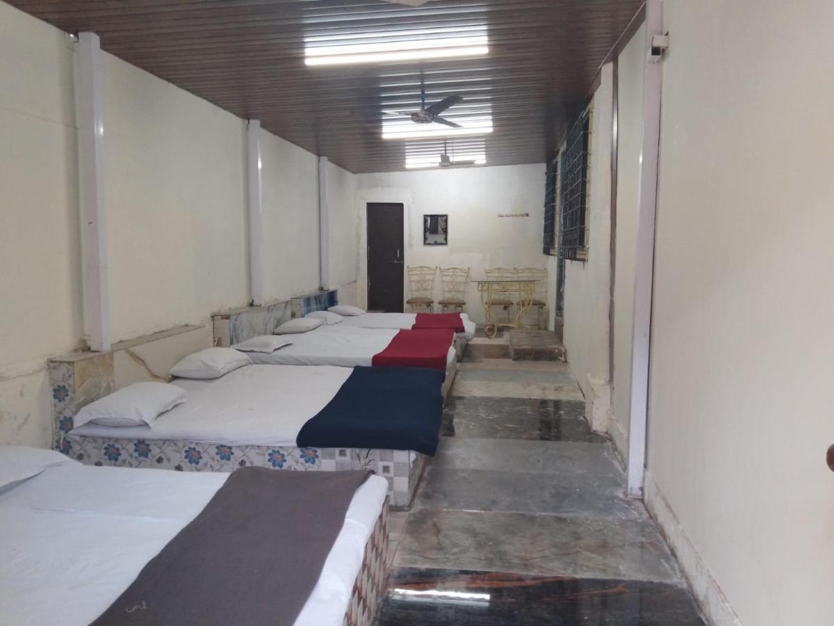 Hotel Hilltone- Matheran Exterior photo