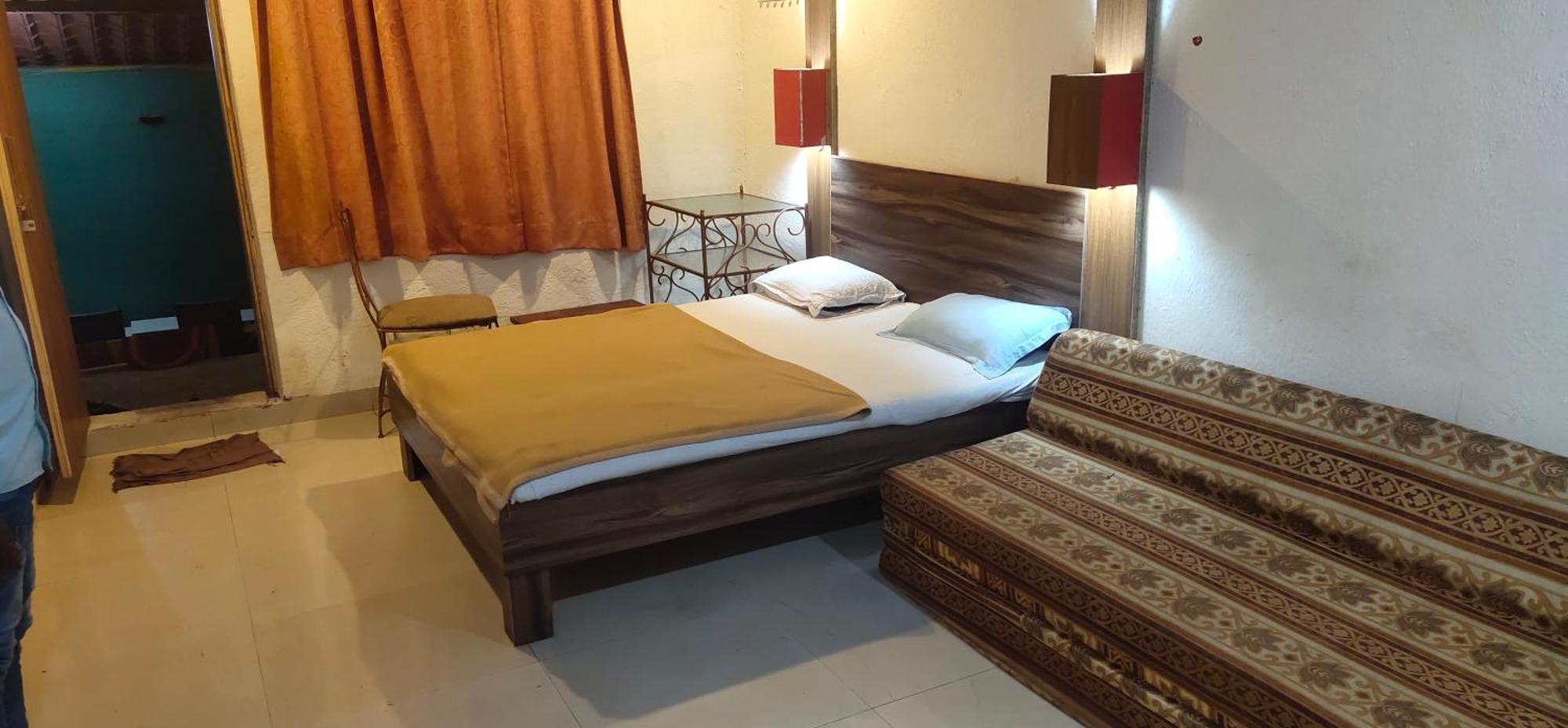 Hotel Hilltone- Matheran Exterior photo